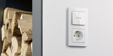 JUNG KNX Taster F 10 bei Elektro Walther in Wiepersdorf