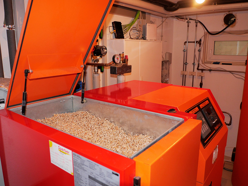 Palletheizung2 bei Elektro Walther in Wiepersdorf